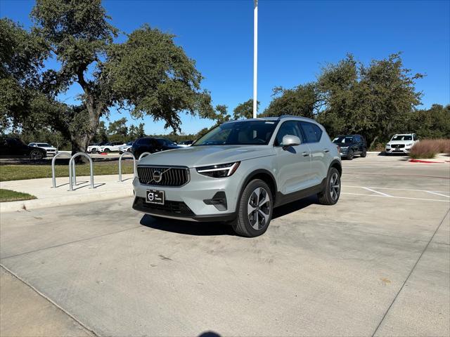 new 2025 Volvo XC40 car, priced at $47,765