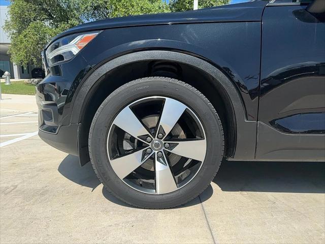 used 2022 Volvo XC40 car, priced at $31,900