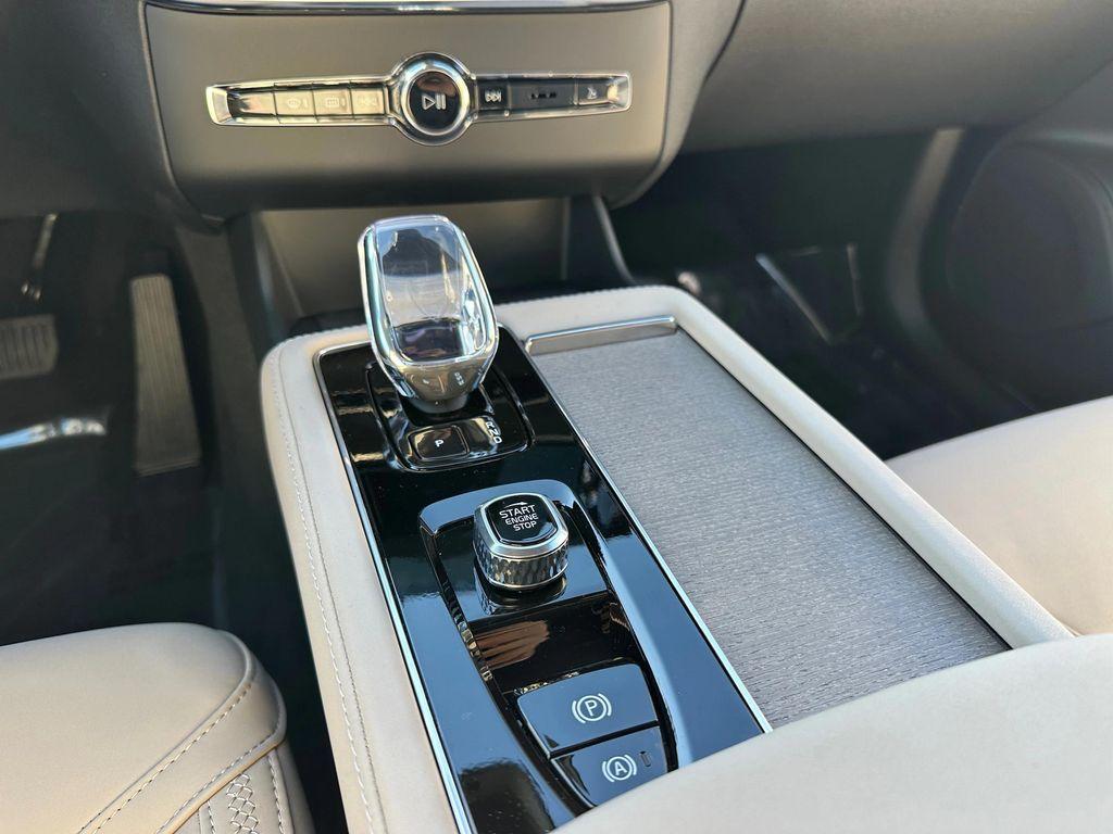 new 2026 Volvo XC90 car, priced at $71,825