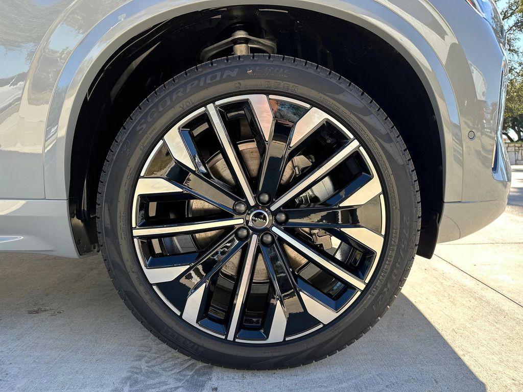 new 2026 Volvo XC90 car, priced at $71,825