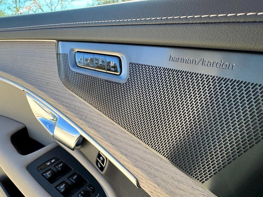 new 2026 Volvo XC90 car, priced at $71,825
