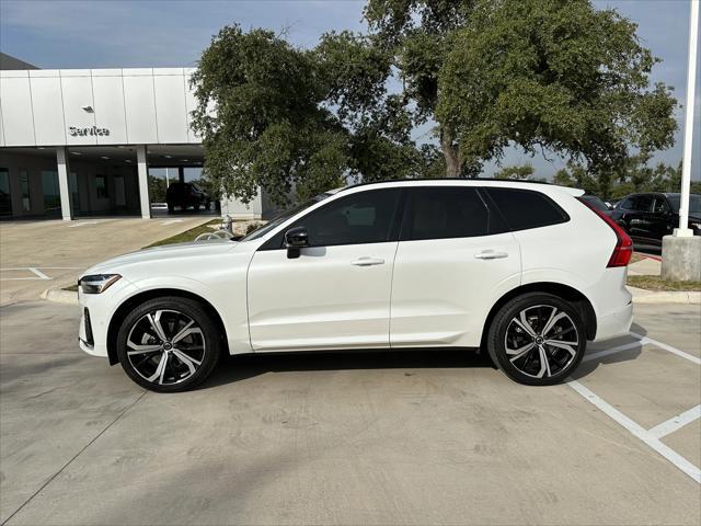 used 2022 Volvo XC60 car, priced at $42,700