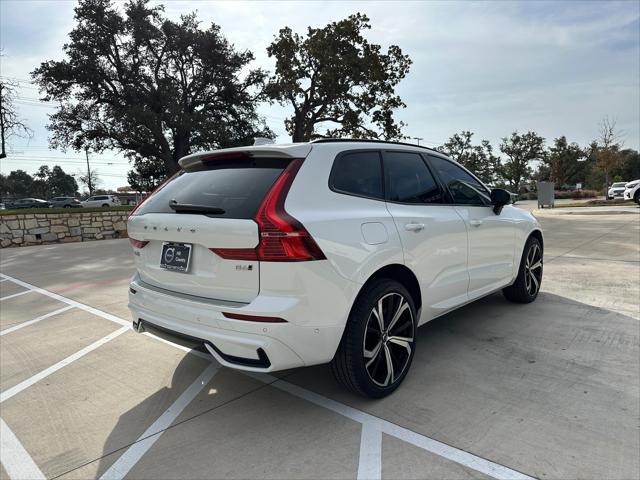 used 2022 Volvo XC60 car, priced at $42,700