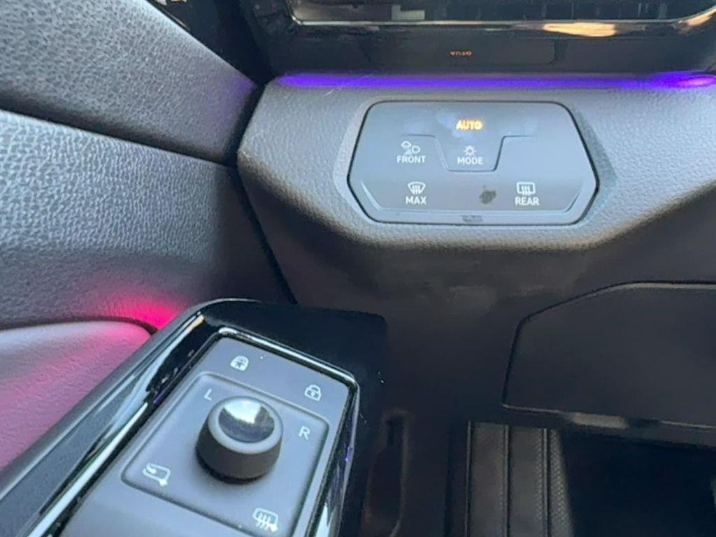 used 2021 Volkswagen ID.4 car, priced at $20,999