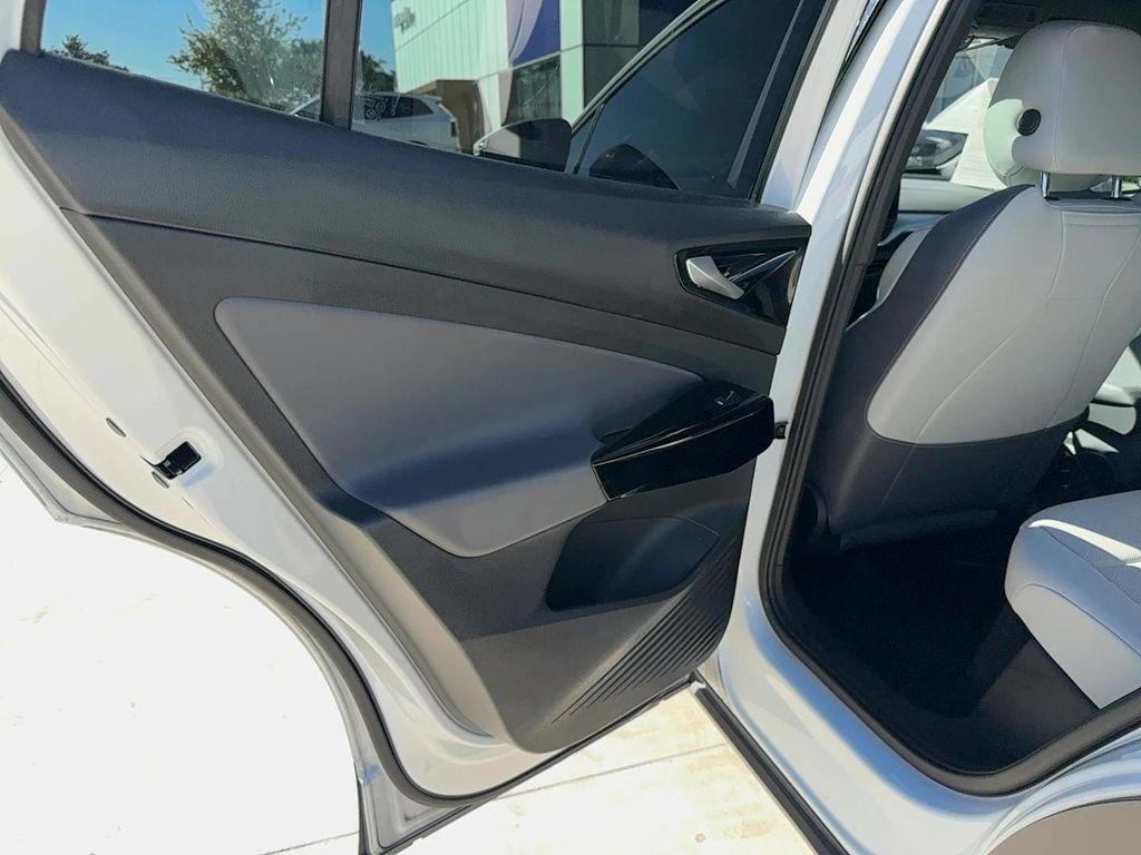 used 2021 Volkswagen ID.4 car, priced at $20,999