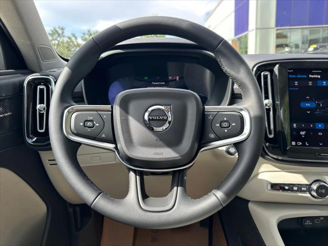 new 2025 Volvo XC40 car, priced at $51,015