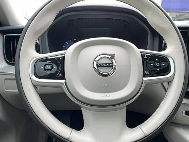 new 2025 Volvo XC60 car, priced at $54,610