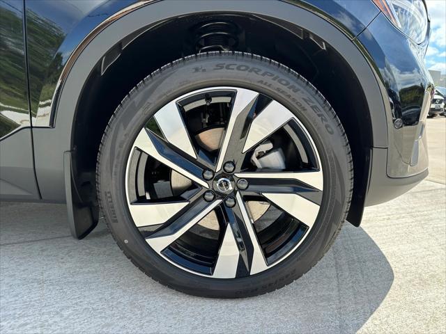 new 2025 Volvo XC40 car, priced at $50,815