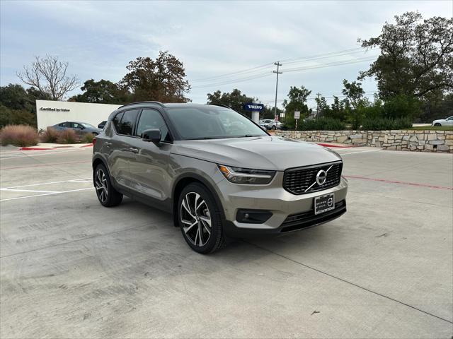 used 2022 Volvo XC40 car, priced at $37,900