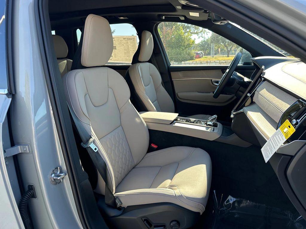 new 2026 Volvo XC90 car, priced at $71,825