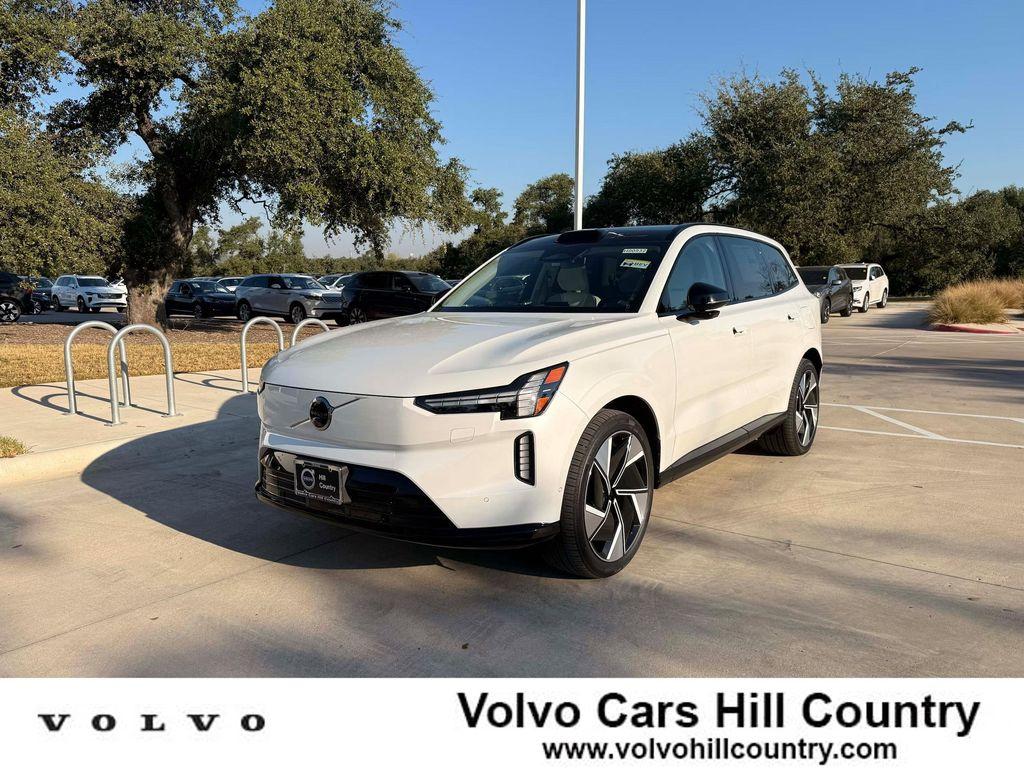 new 2025 Volvo EX90 car, priced at $95,875