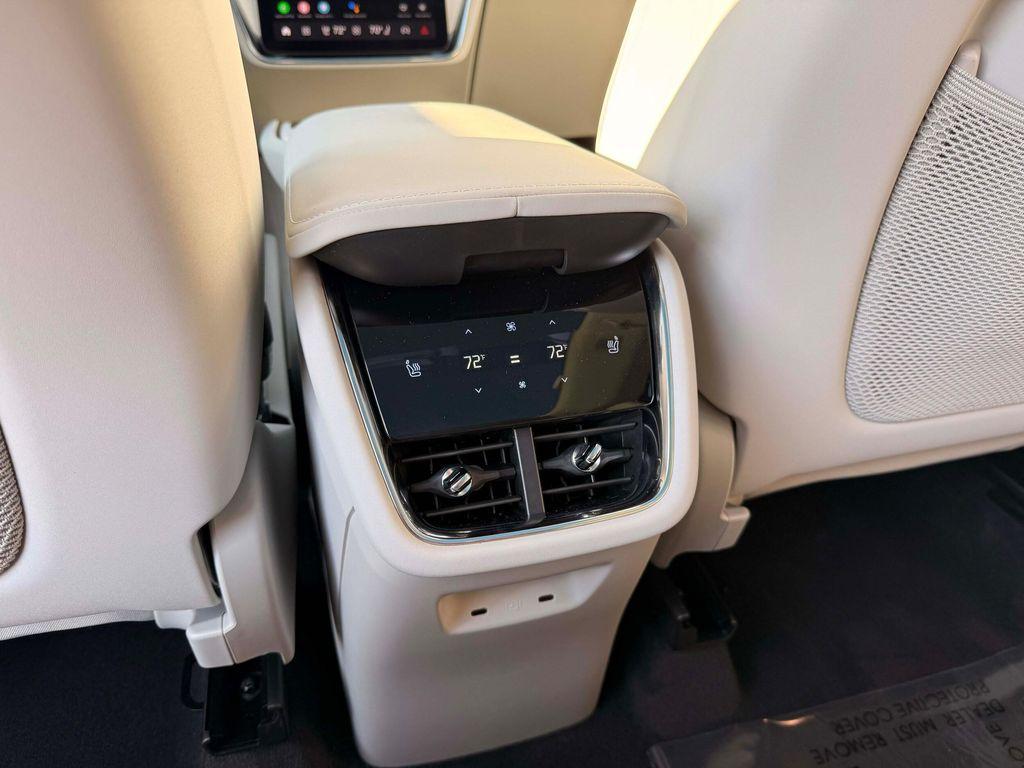 new 2025 Volvo EX90 car, priced at $95,875