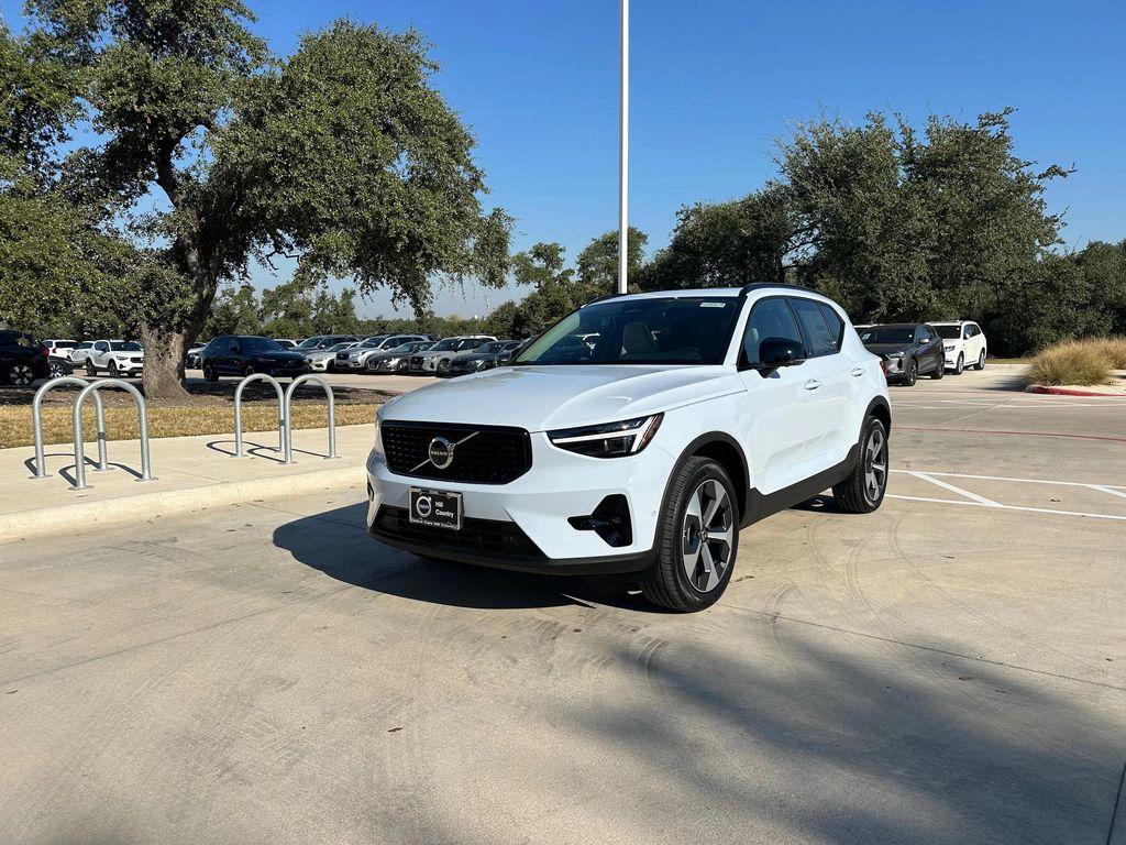 new 2026 Volvo XC40 car, priced at $50,150
