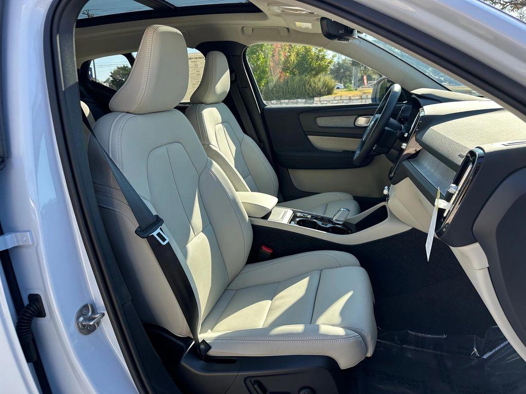new 2026 Volvo XC40 car, priced at $50,150