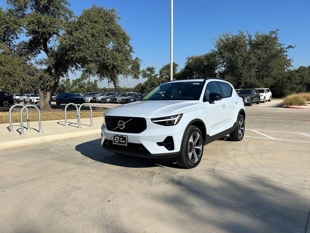 new 2026 Volvo XC40 car, priced at $50,150