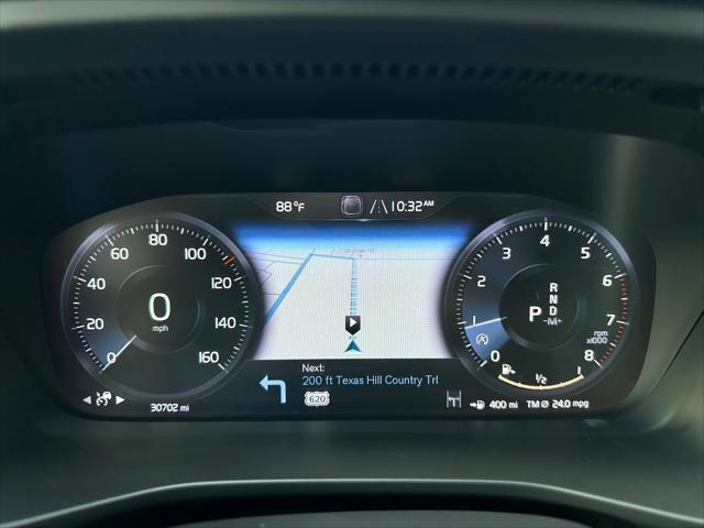 used 2021 Volvo XC40 car, priced at $29,800