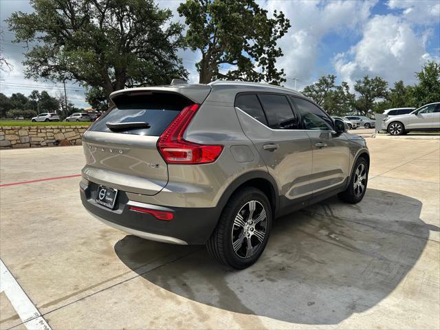 used 2021 Volvo XC40 car, priced at $29,800