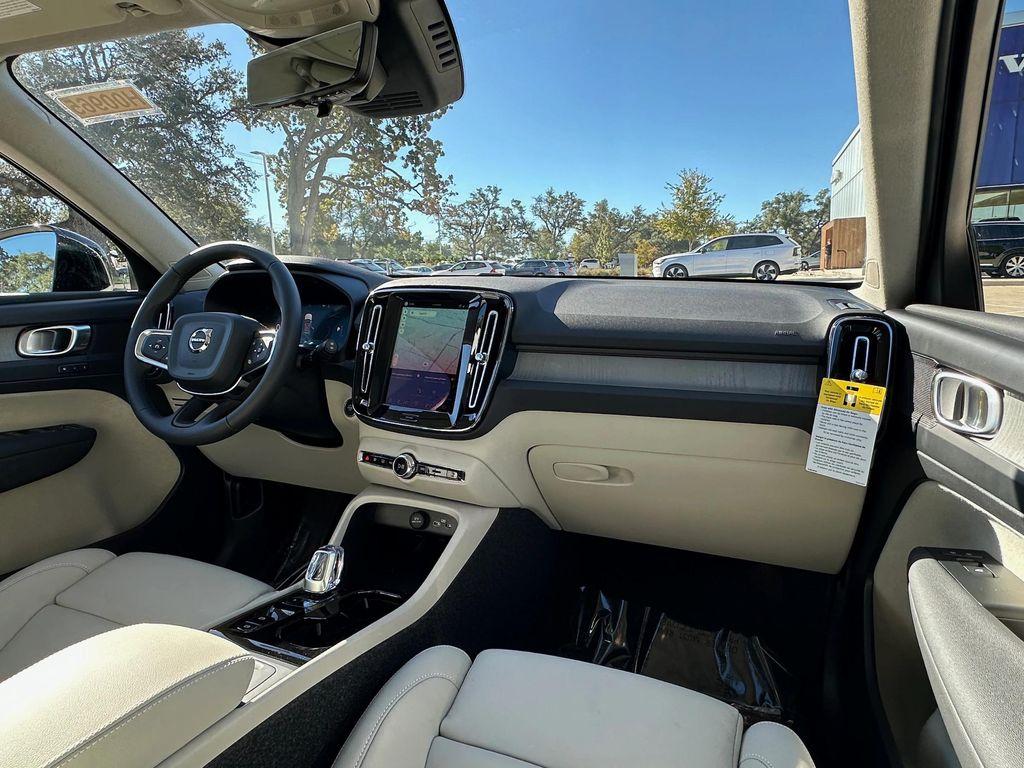 new 2026 Volvo XC40 car, priced at $51,380