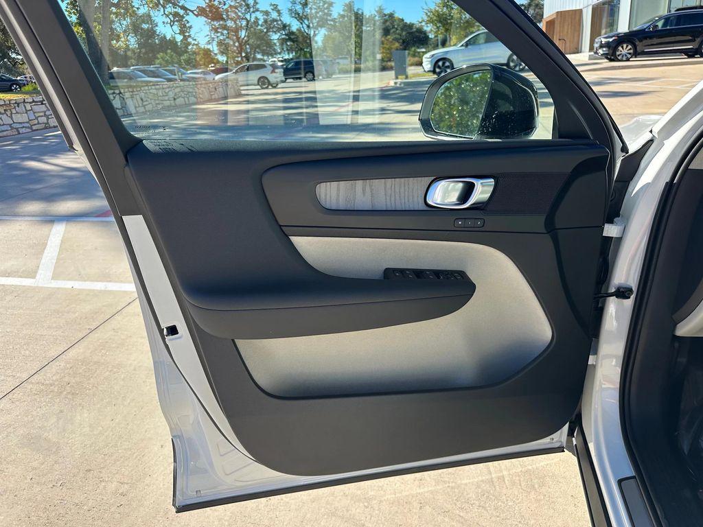 new 2026 Volvo XC40 car, priced at $51,380