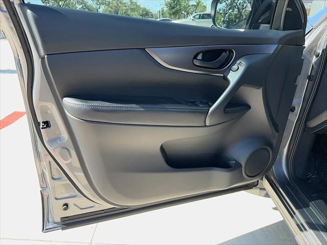 used 2021 Nissan Rogue Sport car, priced at $21,900