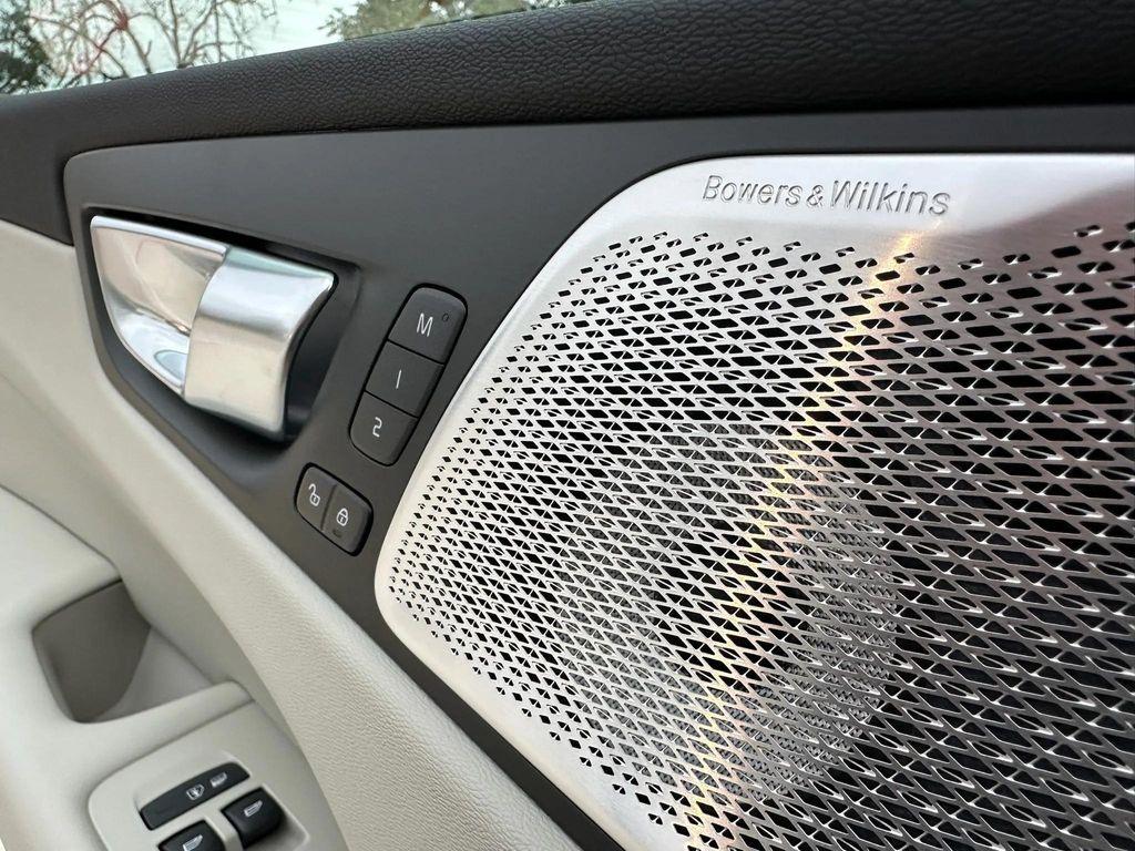 new 2026 Volvo XC60 car, priced at $72,285