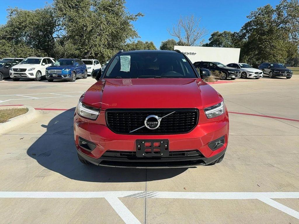 used 2019 Volvo XC40 car, priced at $21,700
