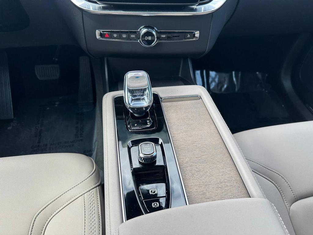 new 2026 Volvo XC90 car, priced at $71,825