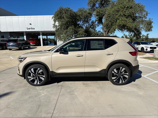 new 2025 Volvo XC40 car, priced at $51,990