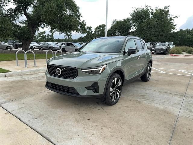 new 2025 Volvo XC40 car, priced at $49,810