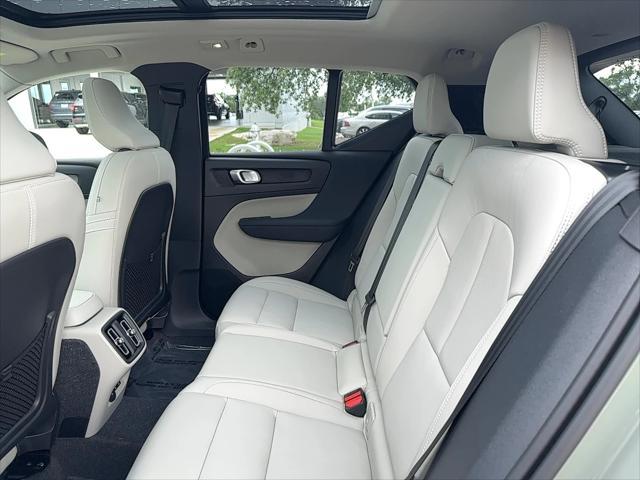 new 2025 Volvo XC40 car, priced at $49,810