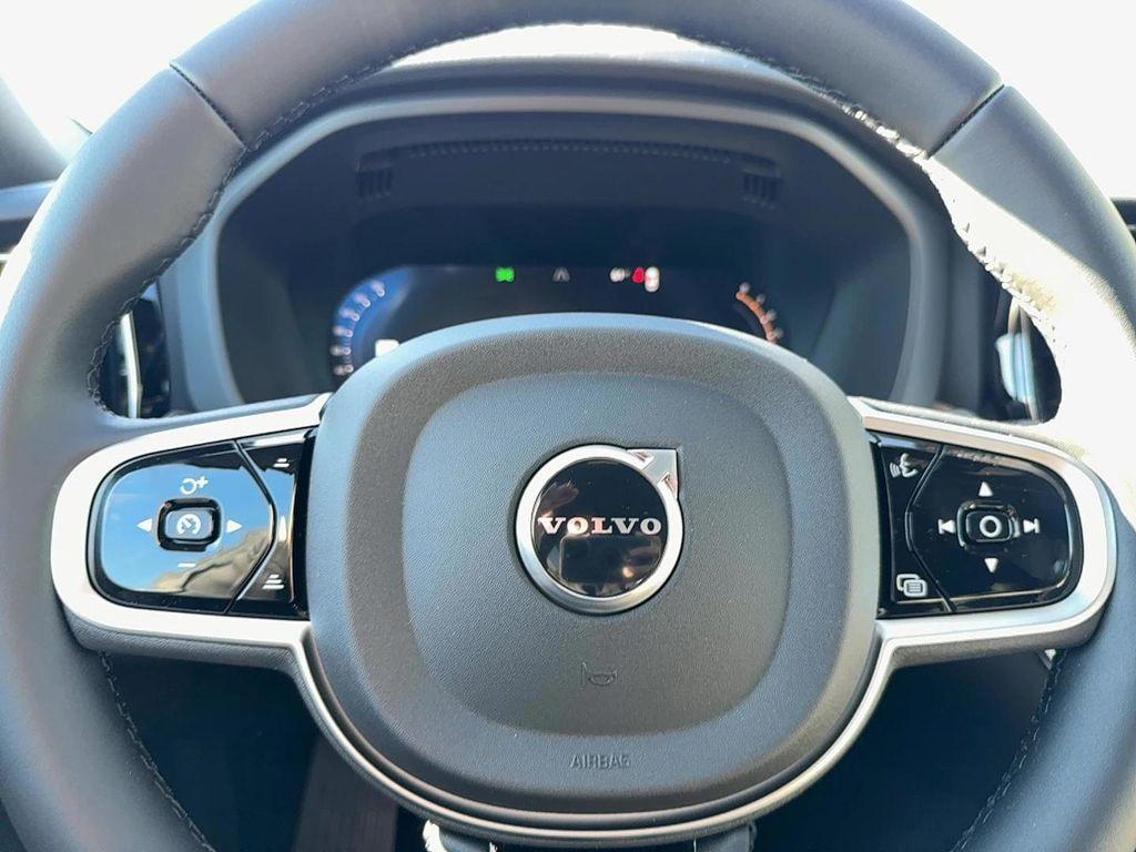 new 2026 Volvo XC60 car, priced at $57,985