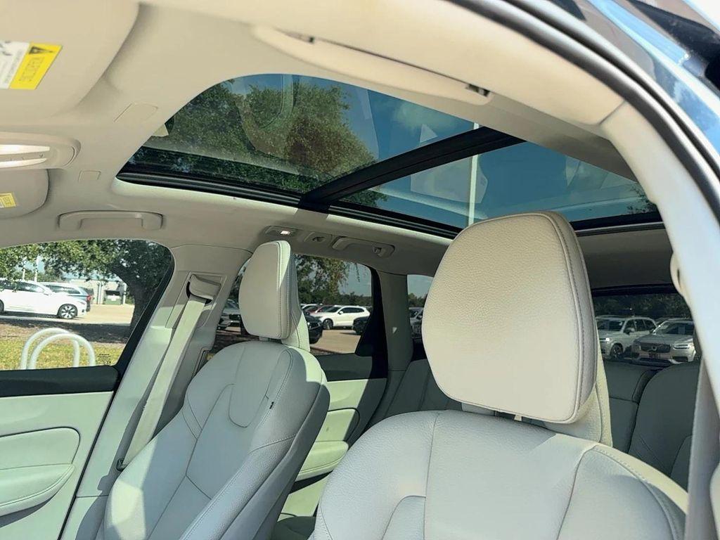 used 2022 Volvo XC60 car, priced at $34,700