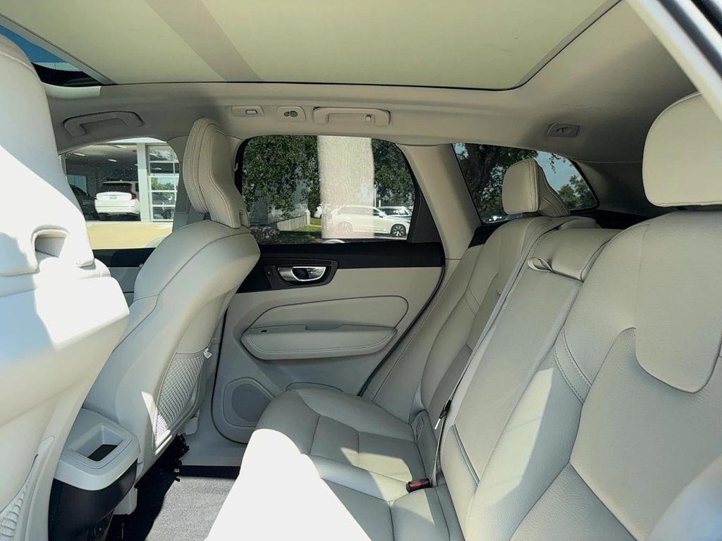 used 2022 Volvo XC60 car, priced at $34,700