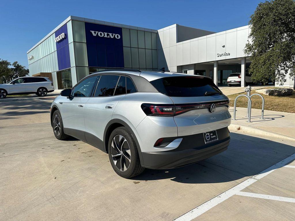 used 2022 Volkswagen ID.4 car, priced at $25,770