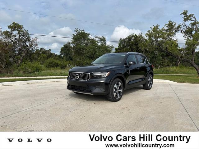 new 2025 Volvo XC40 car, priced at $46,015