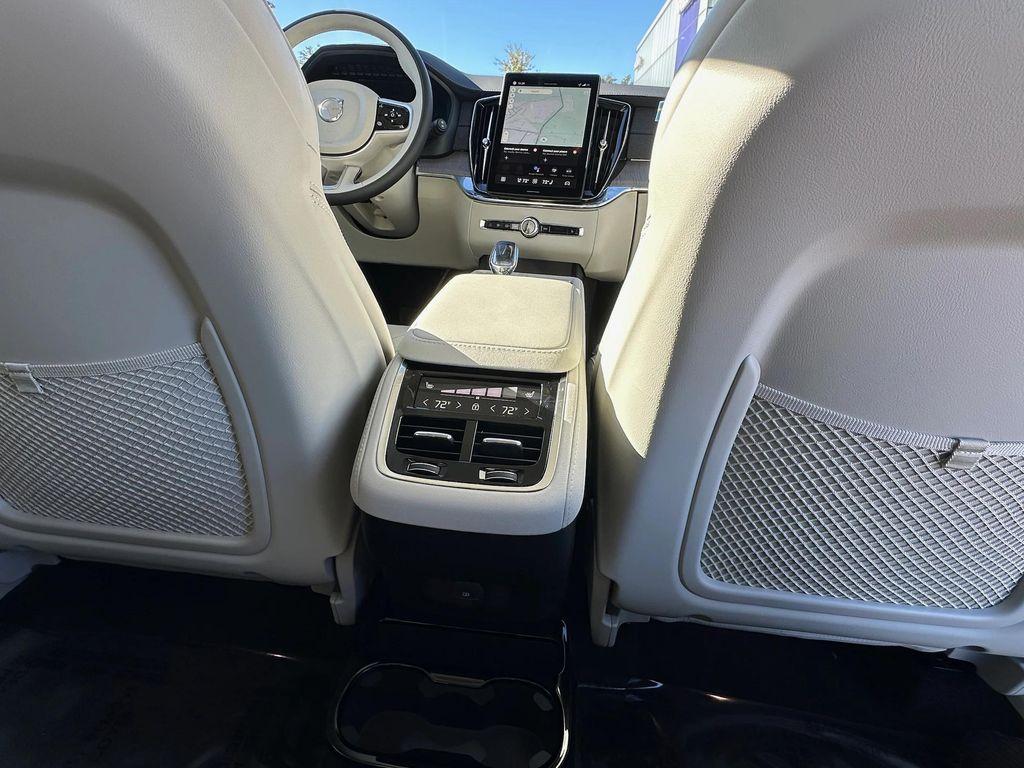 new 2026 Volvo XC90 car, priced at $73,980