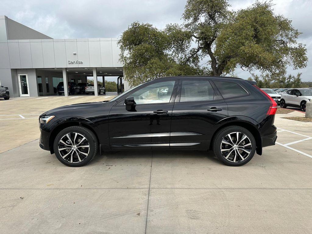 new 2025 Volvo XC60 car, priced at $58,125