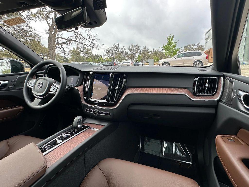 new 2025 Volvo XC60 car, priced at $58,125