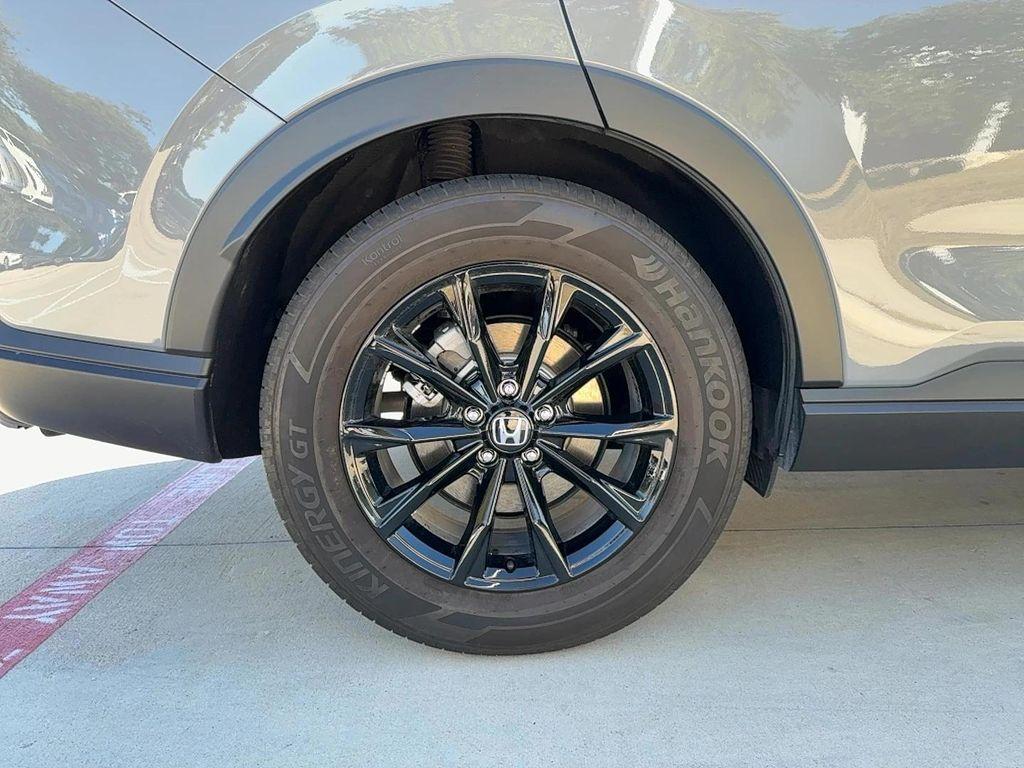 used 2024 Honda CR-V Hybrid car, priced at $32,999