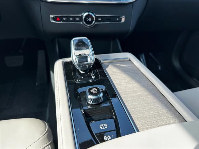 new 2025 Volvo XC90 Plug-In Hybrid car, priced at $78,805