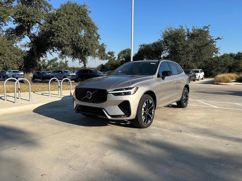 new 2026 Volvo XC60 car, priced at $57,985