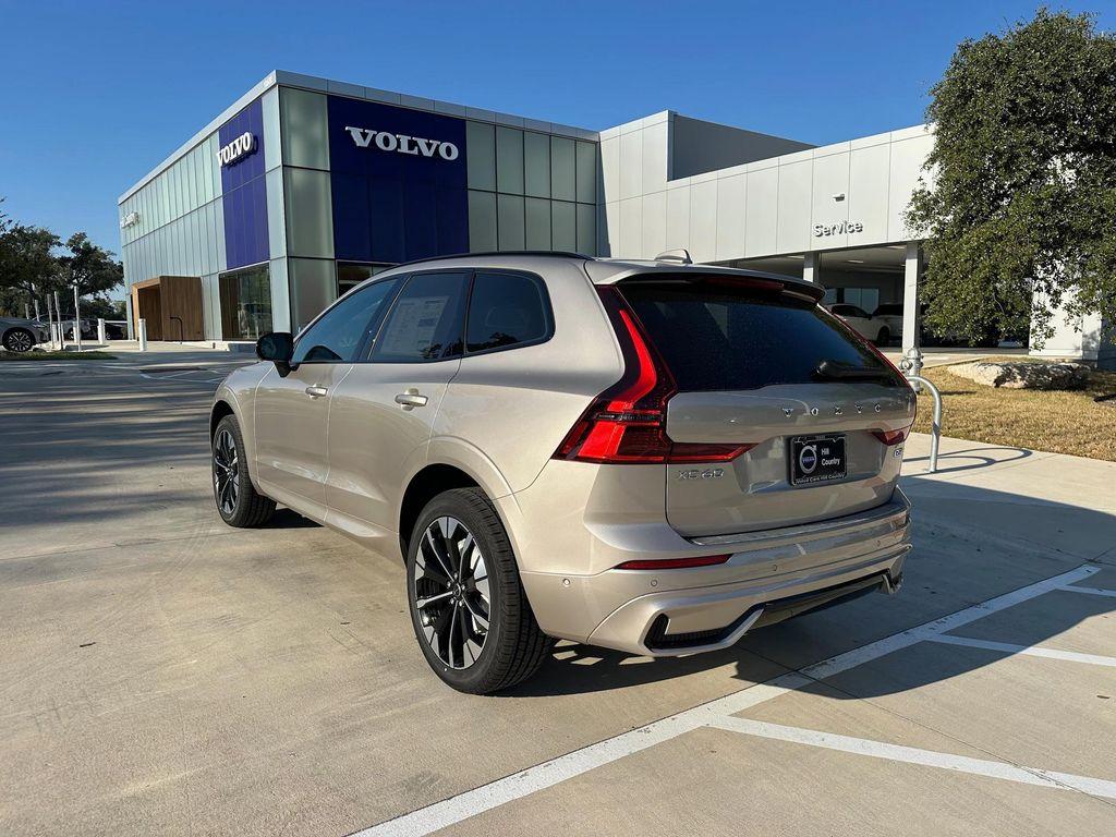 new 2026 Volvo XC60 car, priced at $57,985