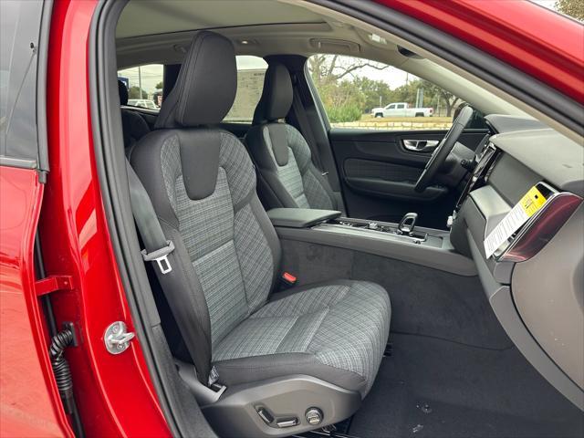 new 2025 Volvo XC60 car, priced at $50,275