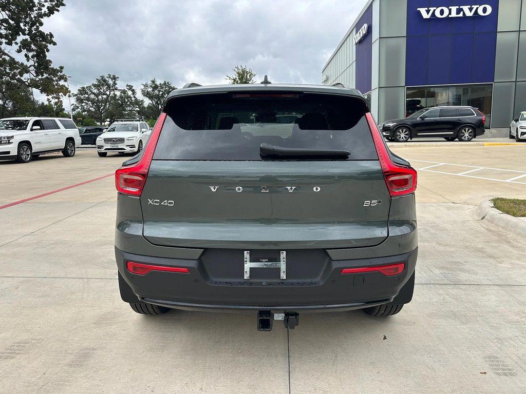 new 2026 Volvo XC40 car, priced at $60,940