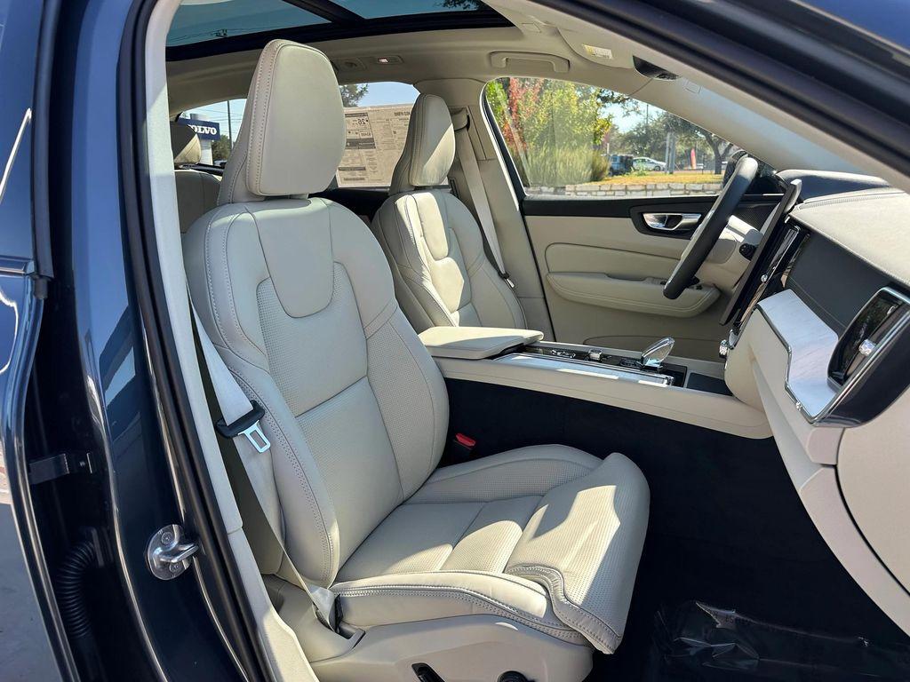 new 2026 Volvo XC60 car, priced at $63,935