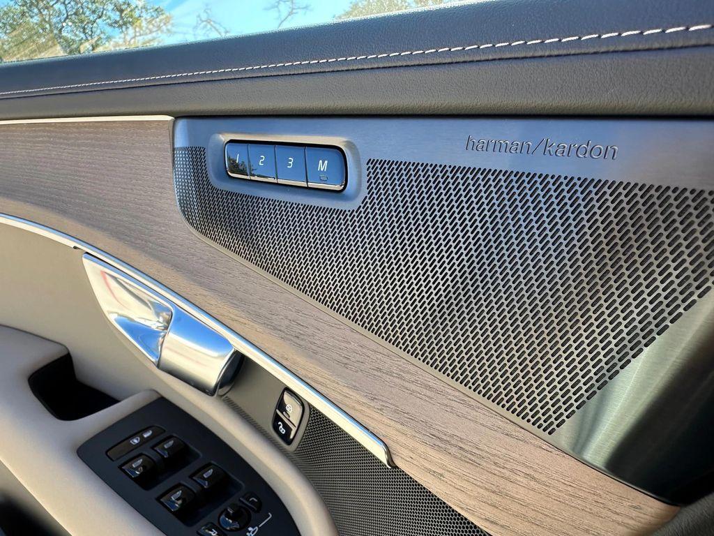 new 2026 Volvo XC90 car, priced at $73,930