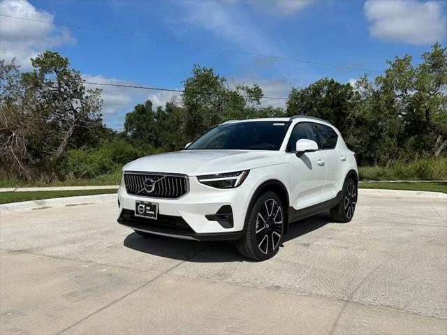 new 2025 Volvo XC40 car, priced at $58,830