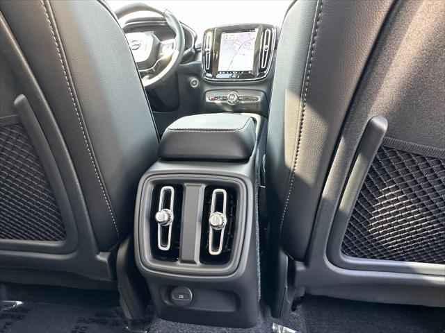 new 2025 Volvo XC40 car, priced at $51,015