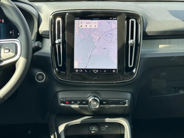 new 2025 Volvo XC40 car, priced at $51,015