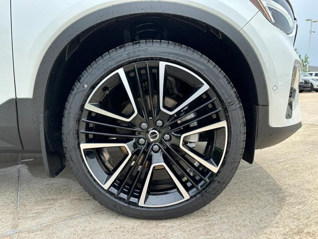 used 2024 Volvo XC40 car, priced at $44,970